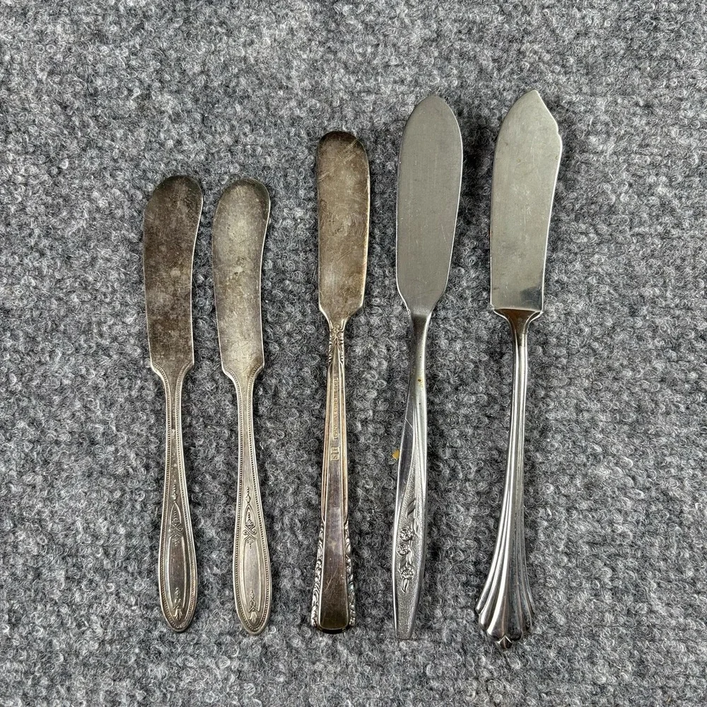 Vintage Butter Spreader Knife Lot 5 Silverplate Mixed Patterns Flatware Crafts